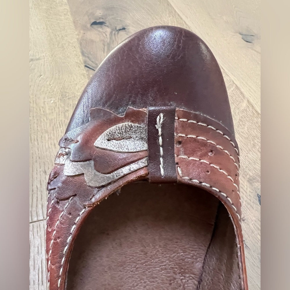 Pikolinos gorgeous brown leather low heeled women’s shoes in size 6.5